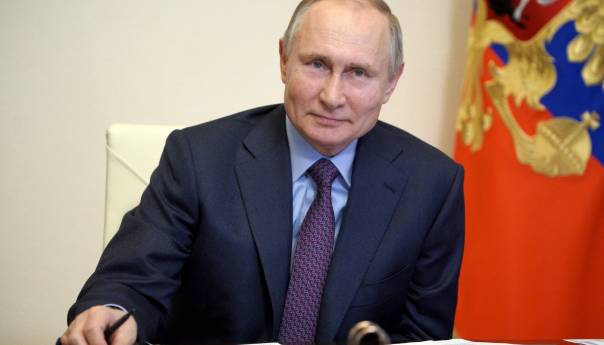 Putin: Kolektivni imunitet do jeseni