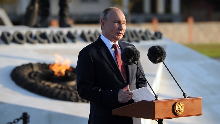 Putin: Krim je sada zauvijek s Rusijom