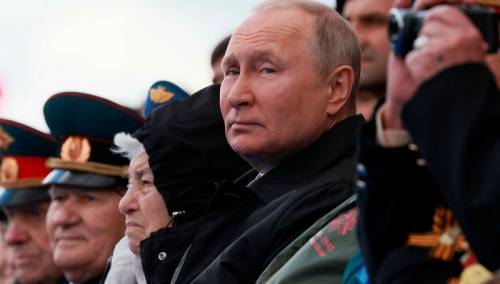 Putin: Naša mornarica će uskoro dobiti zastrašujuće hipersonične projektile