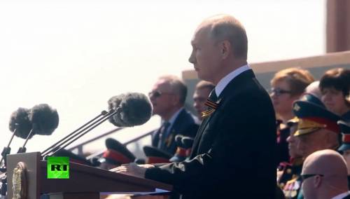 Putin: Obilježavamo najgrandiozniju pobjedu