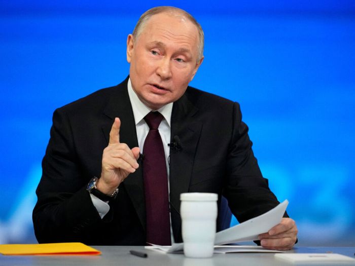 Putin optužio zapadne zemlje za promociju 'antiruske politike'