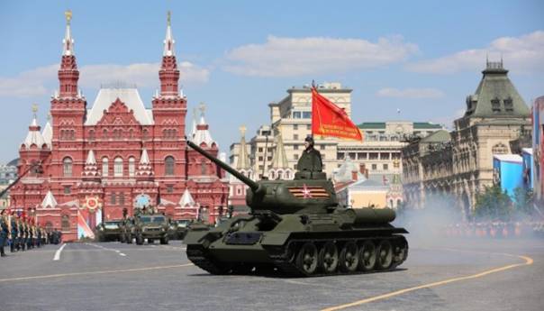 Putin pomjerio održavanje vojne parade povodom Dana pobjede za 24. juni