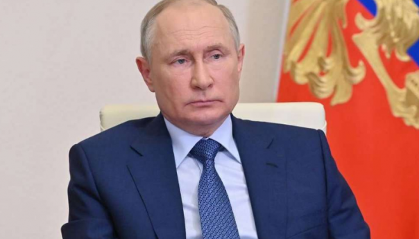 Putin potpisao dekret za lakše dobijanje ruskog državljanstva strancima koji služe vojsku