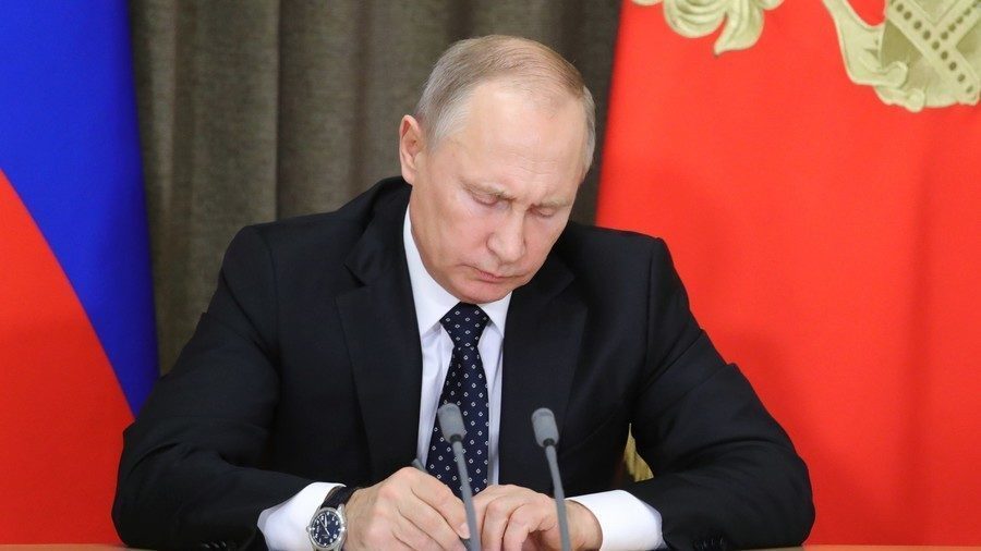 Putin potpisao: Kontrasankcije produžene do 31. decembra 2021.