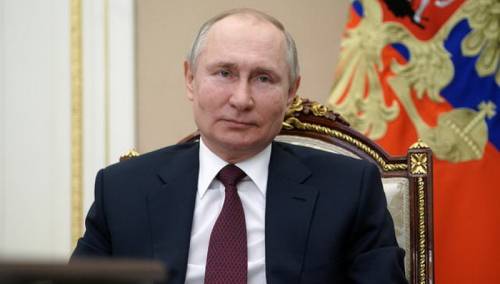 Putin potpisao zakon koji mu omogućava još dva mandata u Kremlju