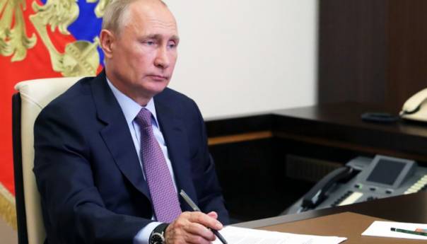 Putin: Preživjećemo krizu uz minimalne gubitke