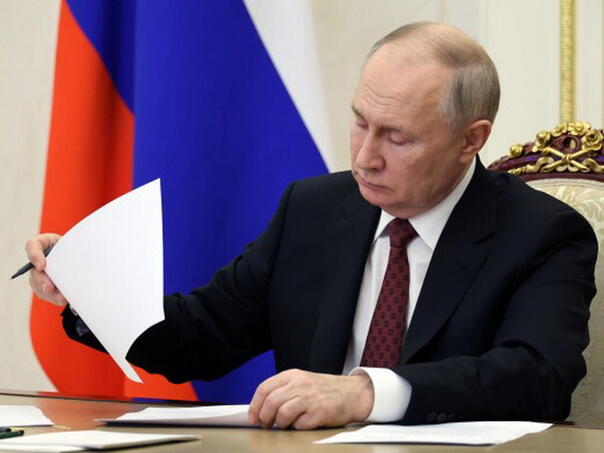 Putin proglasio privremeno primirje u Ukrajini za pravoslavni Vaskrs