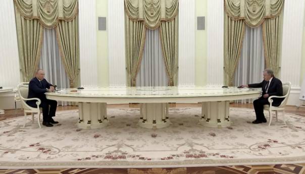 Putin se nada da će pregovori prekinuti rat u Ukrajini