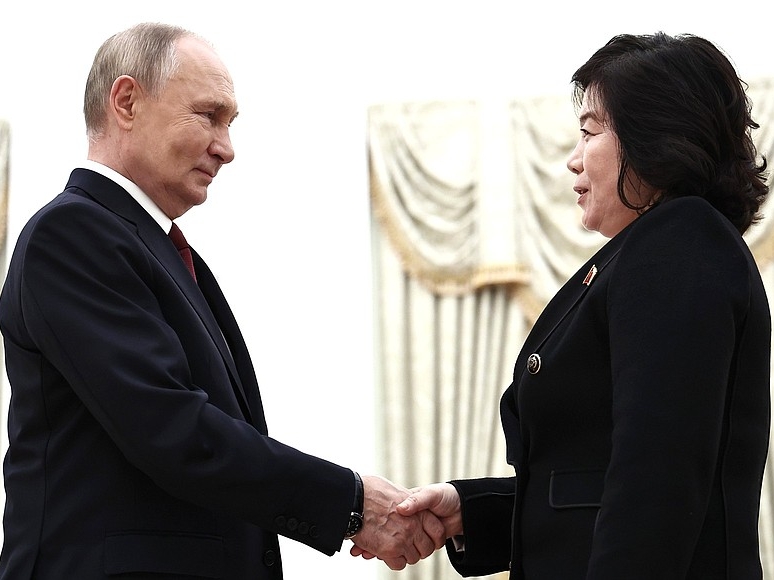 Putin se sastao sa sjevernokorejskom ministricom Choe Son Hu