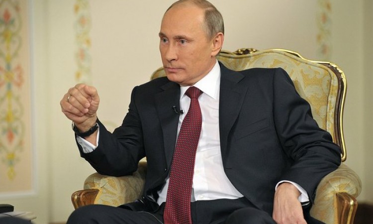 Putin se u utorak vakciniše protiv koronavirusa 