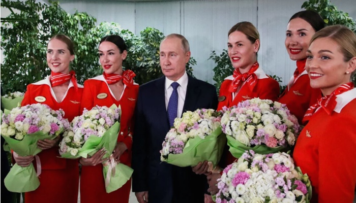 Putin stjuardesama objašnjavao situaciji u Ukrajini