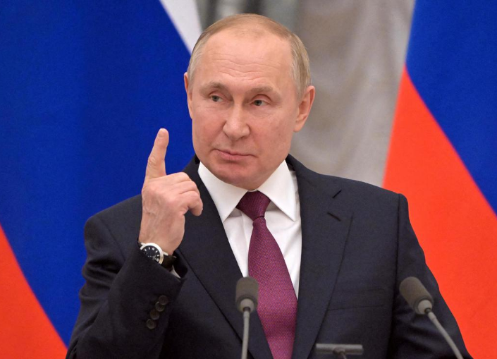 Putin traži da paravojne jedinice polože zakletvu pred ruskom zastavom