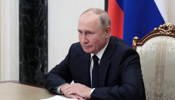 Putin traži od vojske da izgradi poljske bolnice za pacijente oboljele od Covida