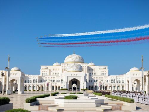 Putin u pratnji borbenih aviona stigao u Abu Dabi