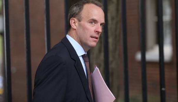 Raab: Rusija, Kina i Iran koriste krizu s koronavirusom