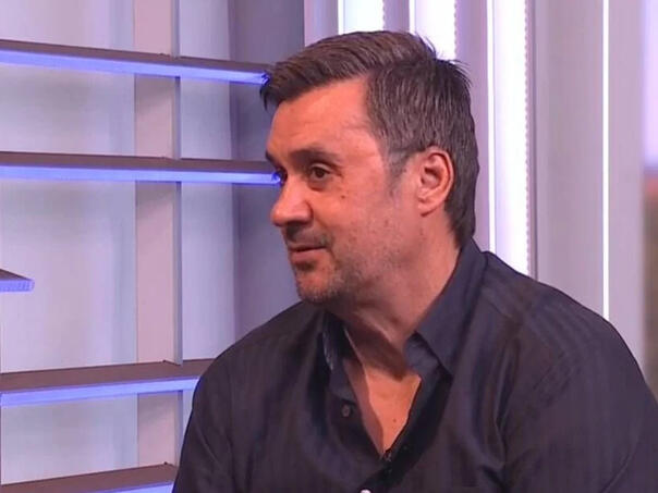 Rade Bogdanović o BiH: Čuo sam da ljiljani cvjetaju od juna do septembra...