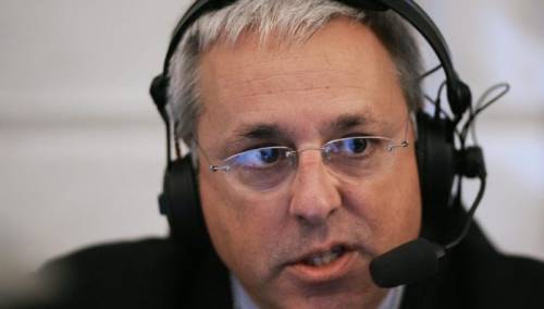 Radijski voditelj, koji je sebe nazivao 'gospodin antivaks', umro od korone