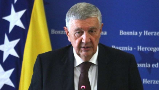 Radmanović čestitao Ramazanski bajram