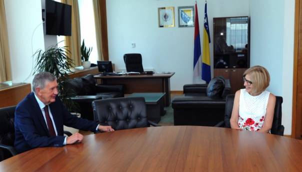 Radmanović razgovarao s ambasadoricom Republike Austrije Hartmann