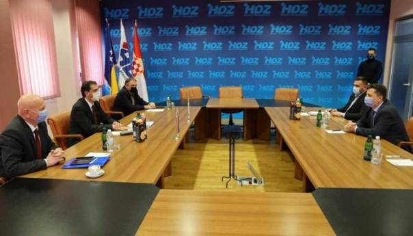 Radne grupe SDA i HDZ razgovarale o funkcionisanju FBiH