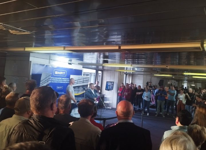 Radnici BHRT-a ne žele više raditi: 'Samo tražimo svoja prava'