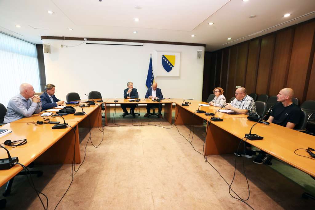Radnici BHRT-a u teškom materijalnom položaju