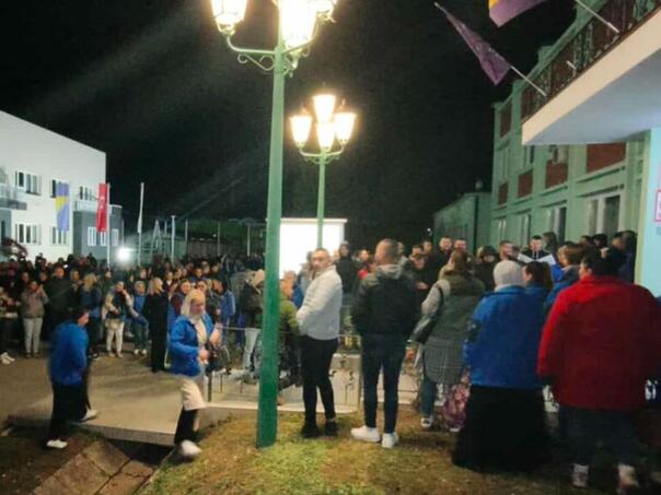 Radnici Ginexa ponovo obustavili proizvodnju