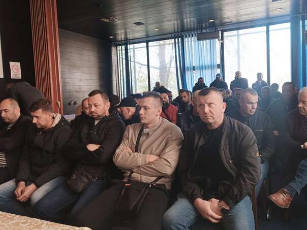 Radnici kompanije ArcelorMital jutros stupili u generalni štrajk