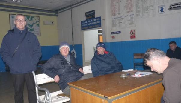 Radnici očekuju da će Vijeće 16. januara riješiti situaciju u Zenicatransu