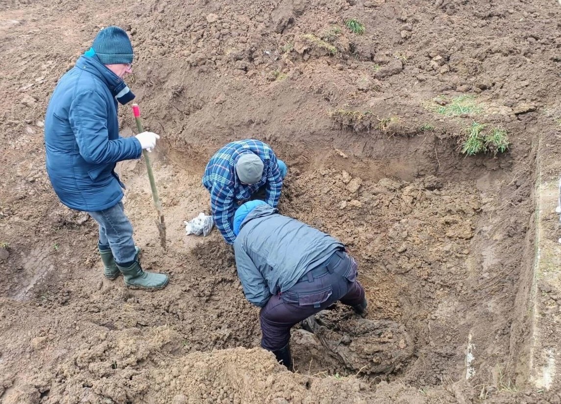 Radnici pronašli posmrtne ostatke žrtve rata na groblju u Kozarcu