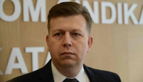 Radnicima kasne plaće, Šatorović odbija izvršiti predaju dužnosti