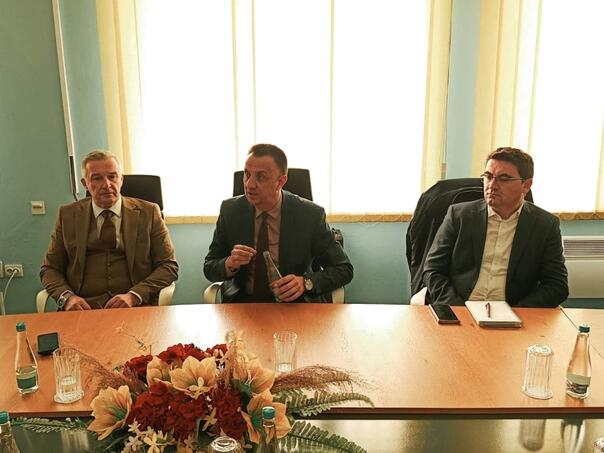 Radnicima TRZ Hadžići isplaćena zaostala plata, do kraja sedmice slijedi druga