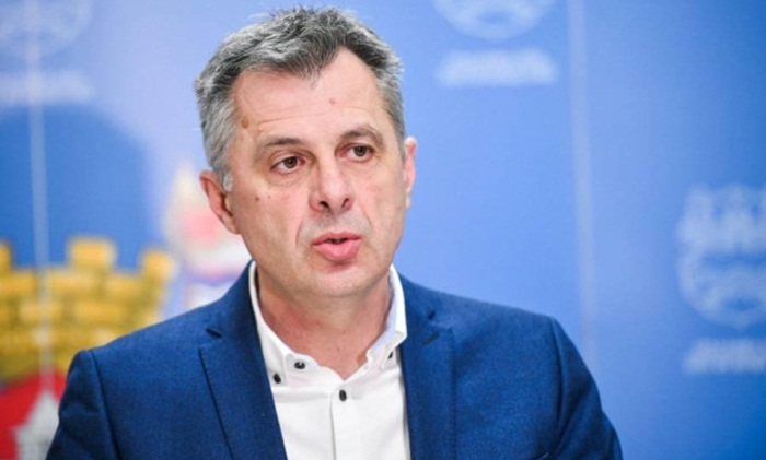 Radojičić: Situacija pogoršana, preporučujemo obustavu javnih okupljanja
