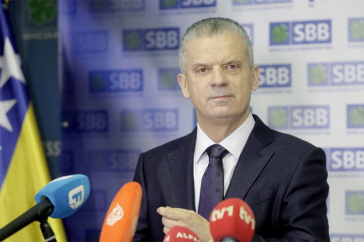 Radončić čestitao košarkašicama: Pokazale ste kako se bori za svoju državu