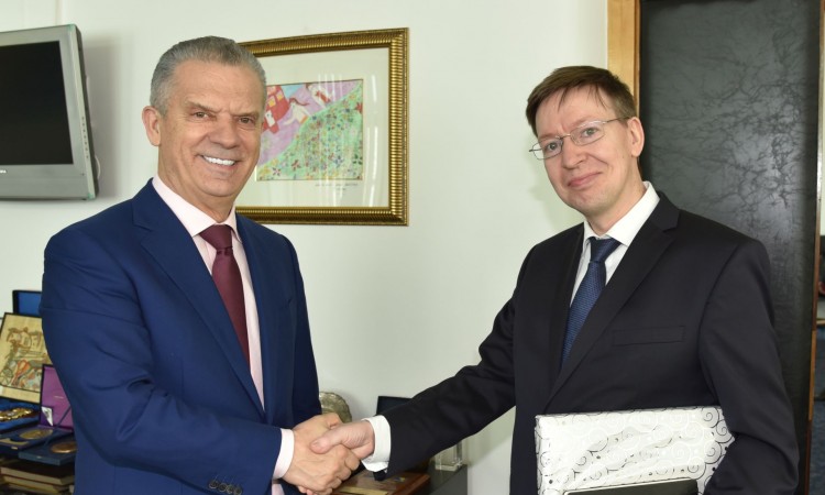 Radončić i Asselborn razgovarali o migrantskoj situaciji u BiH