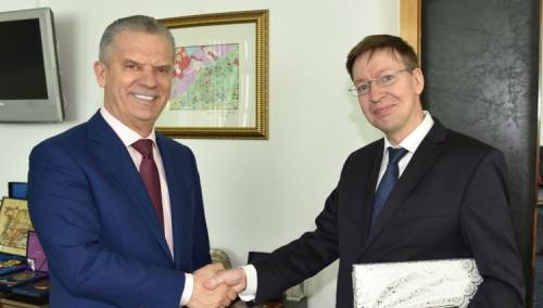 Radončić i Asselborn razgovarali o migrantskoj situaciji u BiH