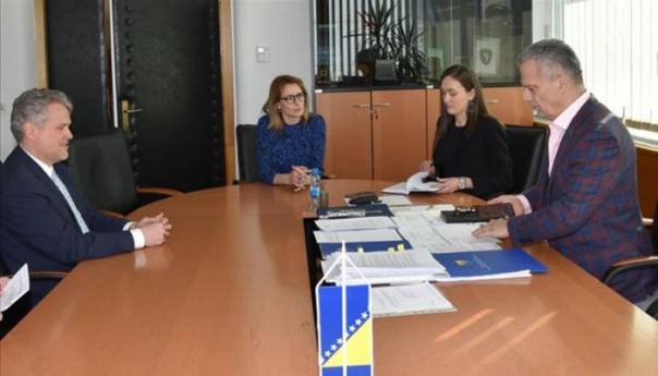 Radončić i Sattler: Neophodni kompromisi i hitne socioekonomske mjere