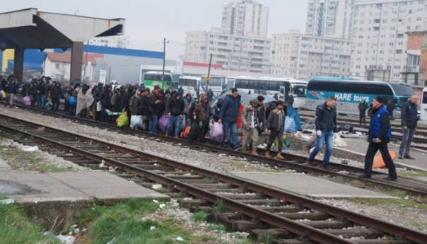 Radončić ispunio obećanje: Uklonjeni migranti iz centra Tuzle