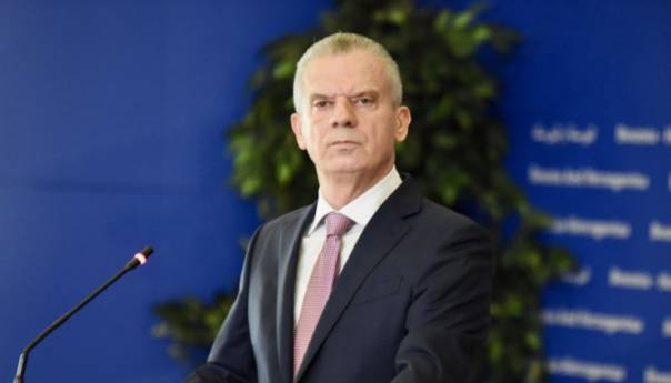 Radončić: Ne mogu kantoni praviti obavještajne službe