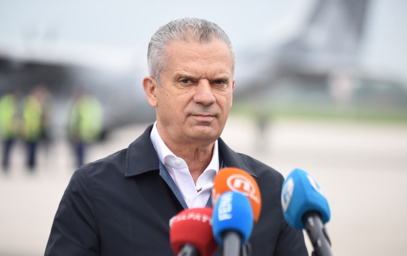 Radončić: Neću dozvoliti da se u Sarajevu napravi novi kamp za 3.000 migranata