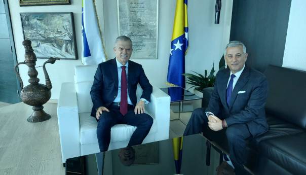 Radončić primio prvog zamjenika visokog predstavnika Mennutija