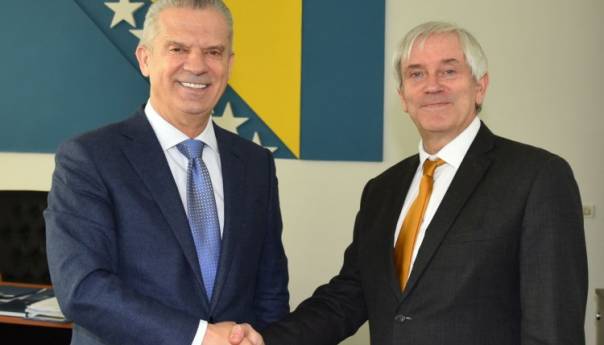 Radončić razgovarao s ambasadorom Francuske u BiH Roussonom