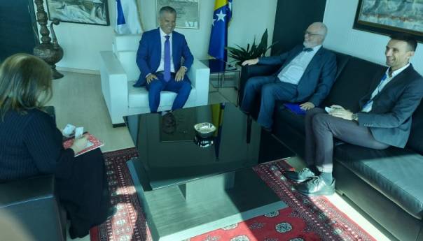 Radončić razgovarao s ambasadorom Tejlerom