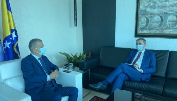 Radončić zahvalio Hrvatskoj na iznimno važnoj pomoći na početku pandemije