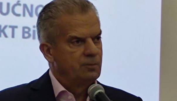 Radončić: Zbog naroda i države treba pomoći Izetbegoviću u partiji protiv Dodika i Čovića