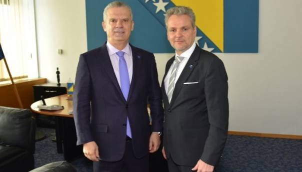 Radončić–Sattler: Efikasnije upravljanje migrantskom situacijom u BiH