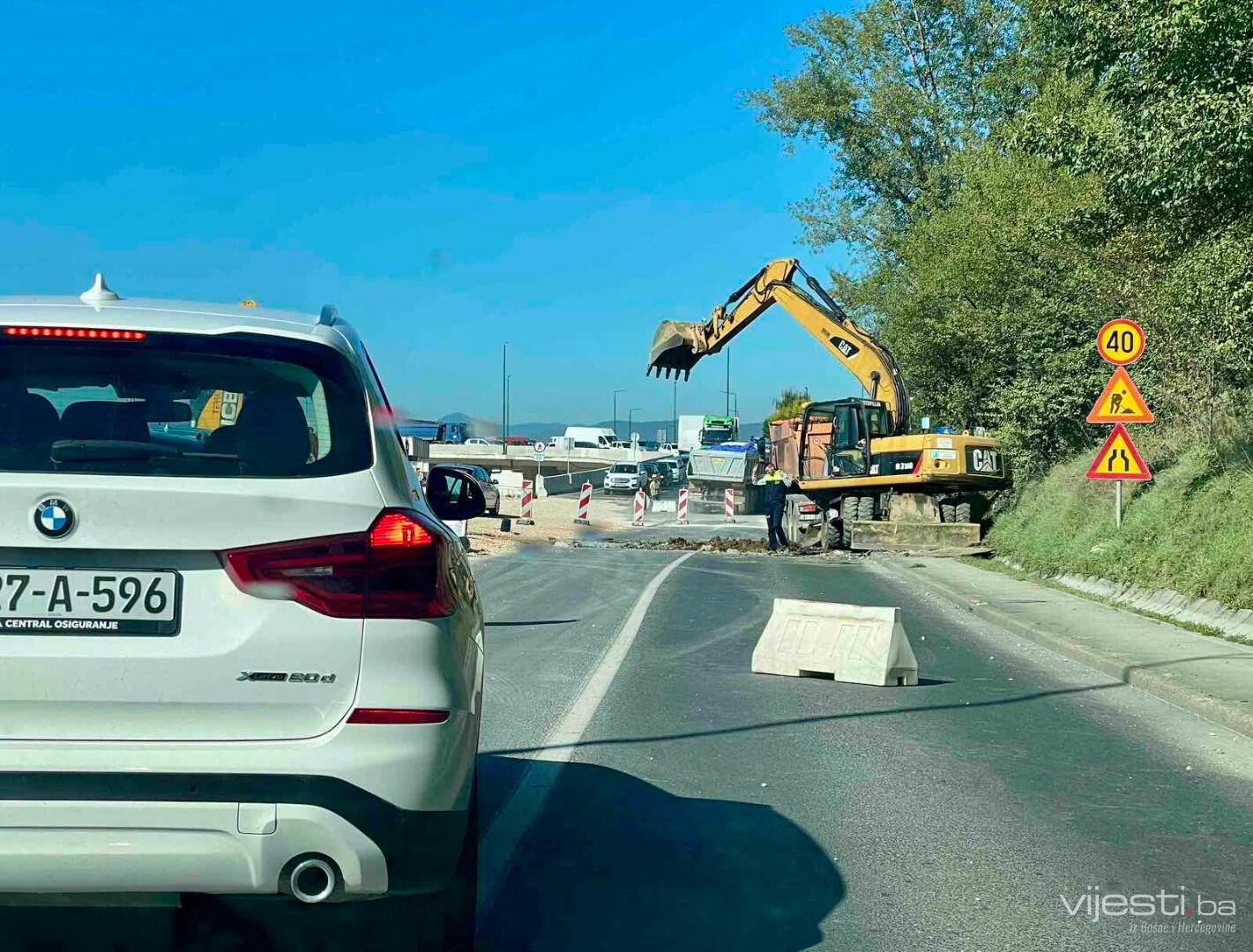 Radovi blokirali saobraćajnu žilu kucavicu u Sarajevu