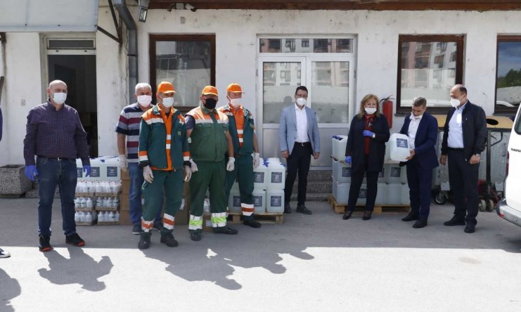 'Radu' i 'Pokopu' uručena zaštitna sredstva i oprema