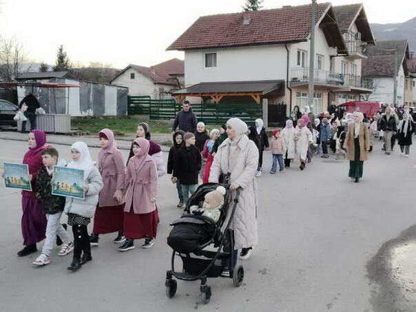 Ramazanski vozić i vatromet povodom početka ramazana u Goraždu