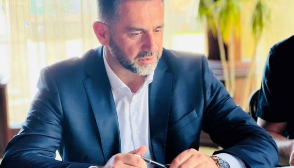 Ramić: Jedina poveznica između RS i Kosova su zločini za koje je odgovoran Dačićev šef Milošević